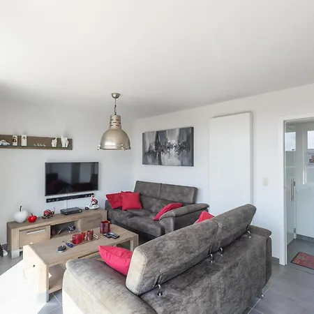 Emily - 0401 + Park. *